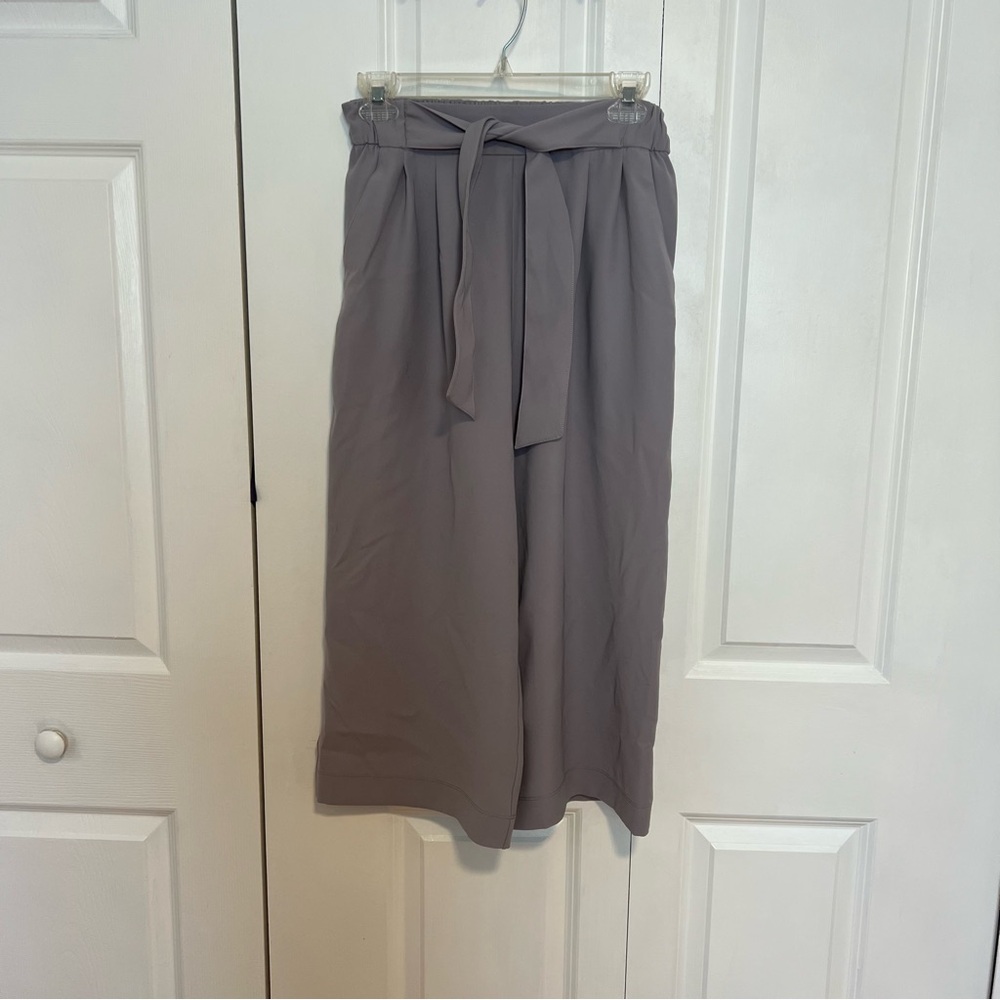 Lululemon Capri Pants
